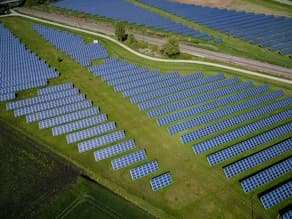 Clean Energy Investments: Portfolio Impact & Optimization